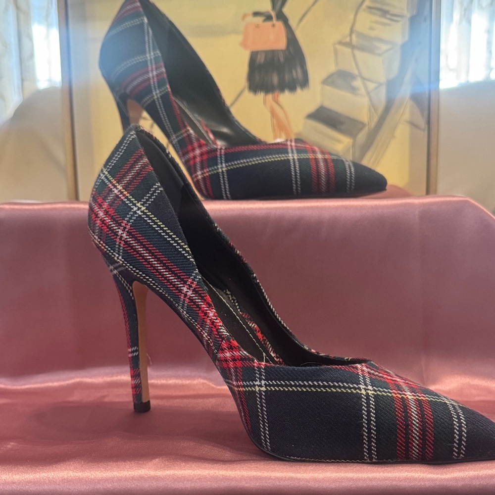 Charles By Charles David Navy Plaid Heels